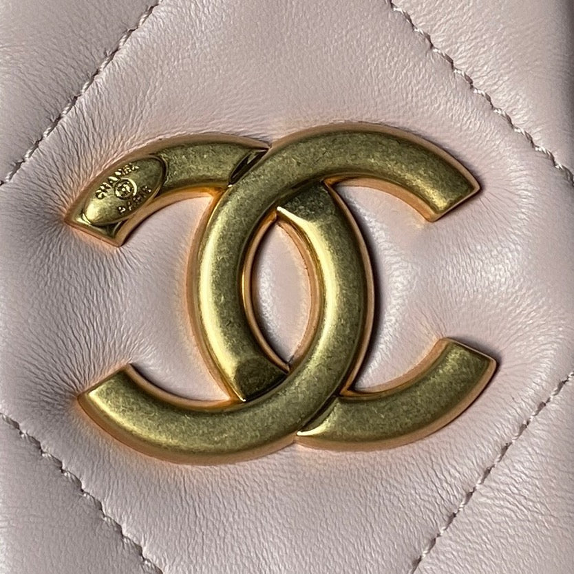 CHANEL 25S BOW BAG 38 IN PINK LAMBSKIN WITH GOLD HARDWARE
