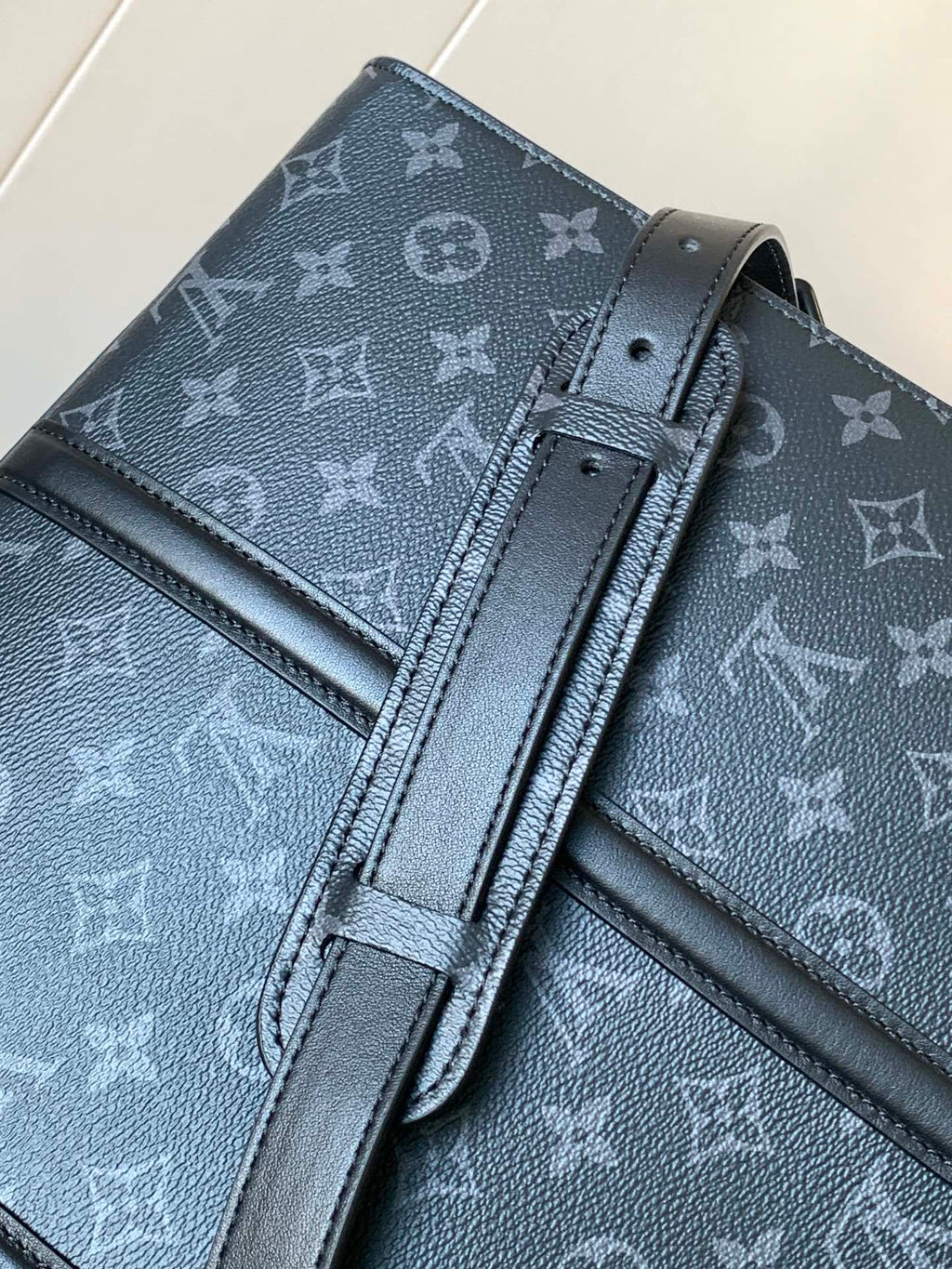 LV 25S SAC PLAT BAG 39 IN BLACK MONOGRAM ECLIPSE CANVAS