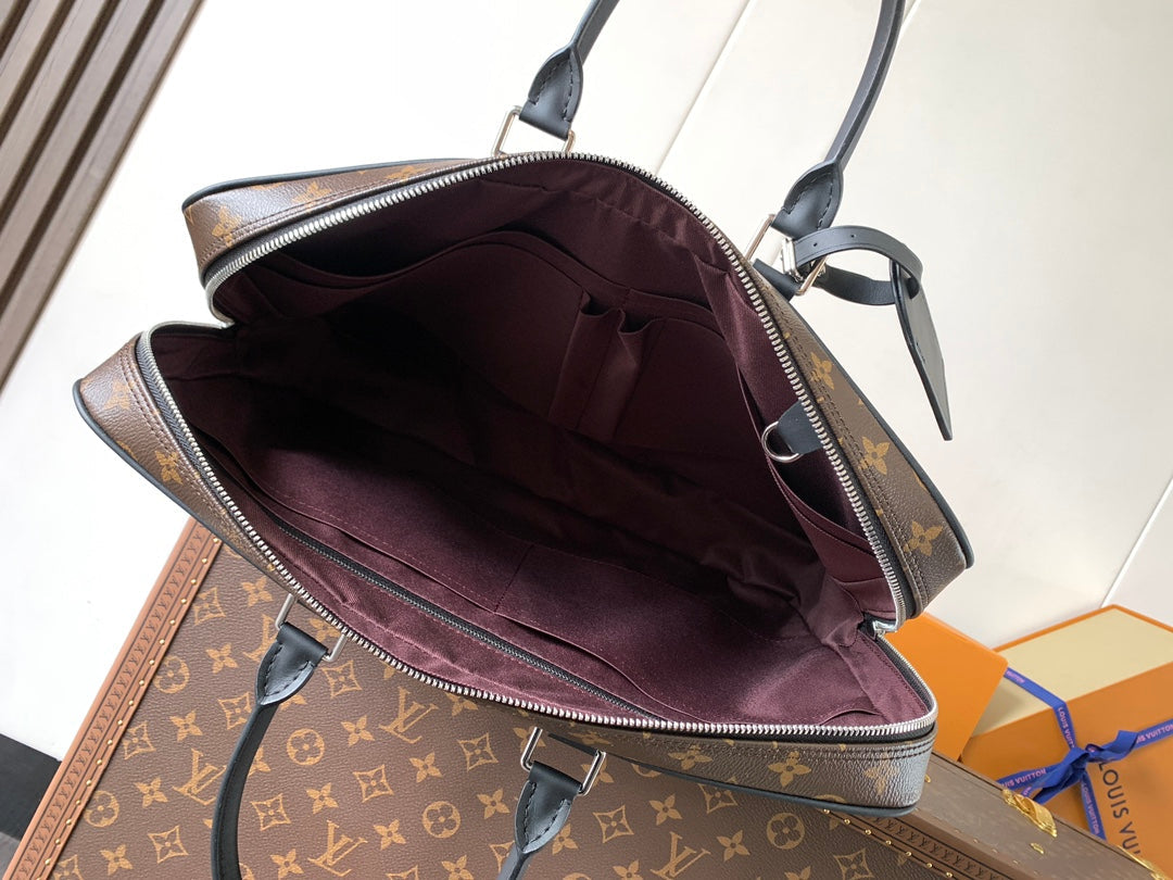 LV 25S PORTE- DOCUMENTS VOYAGE 41 IN BROWN AND BLACK EMBOSSED DAMIER INFINI CALFSKIN