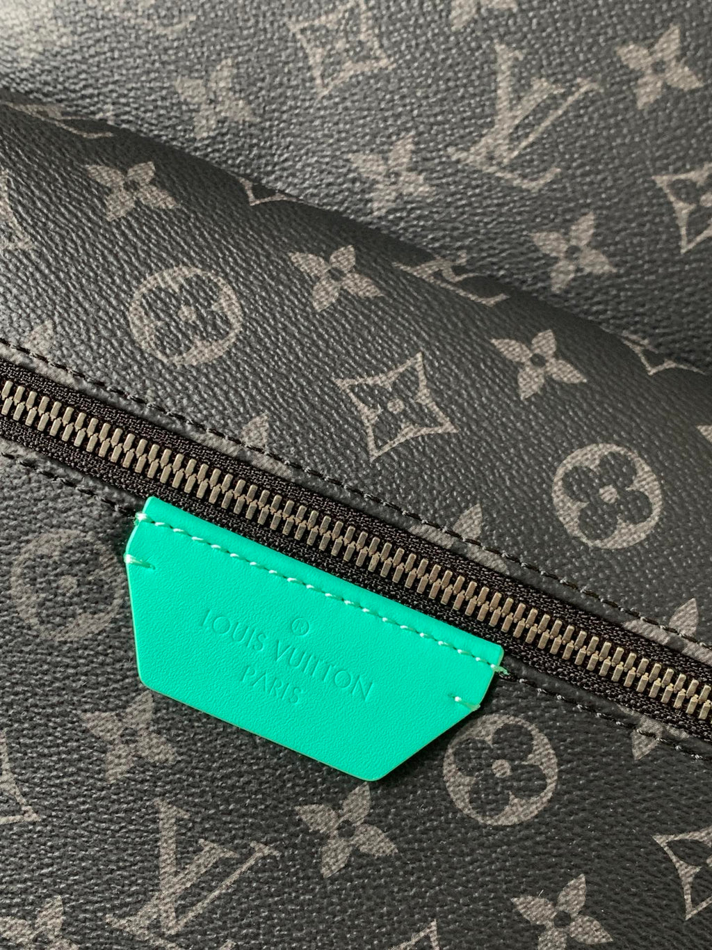 LV 25S DISCOVERY PM BACKPACK 38 IN BLACK AQUA MONOGRAM ECLIPSE CANVAS AND CALFSKIN