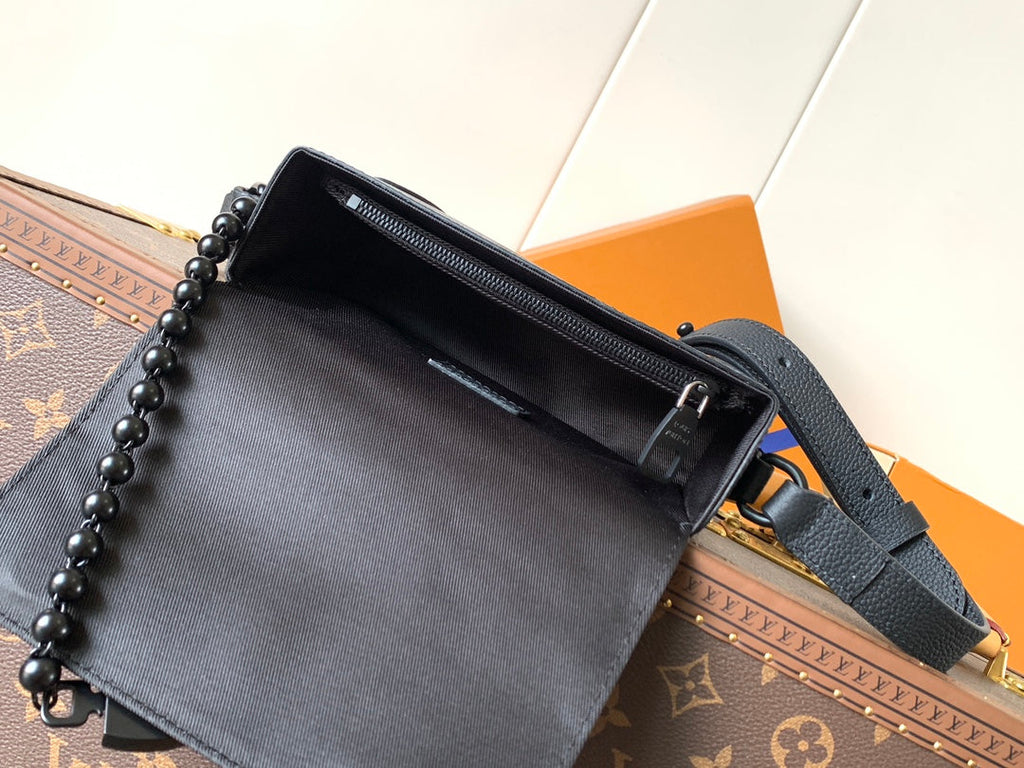 LV 25S STEAMER BAG 18 IN DAMOFLAGE BLACK CANVAS