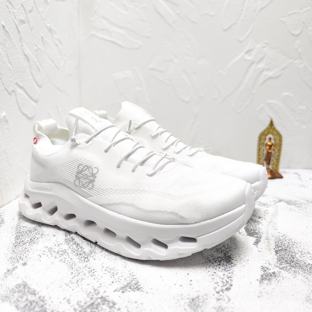 CLOUDTILT SNEAKER IN WHITE RECYCLED POLYESTER