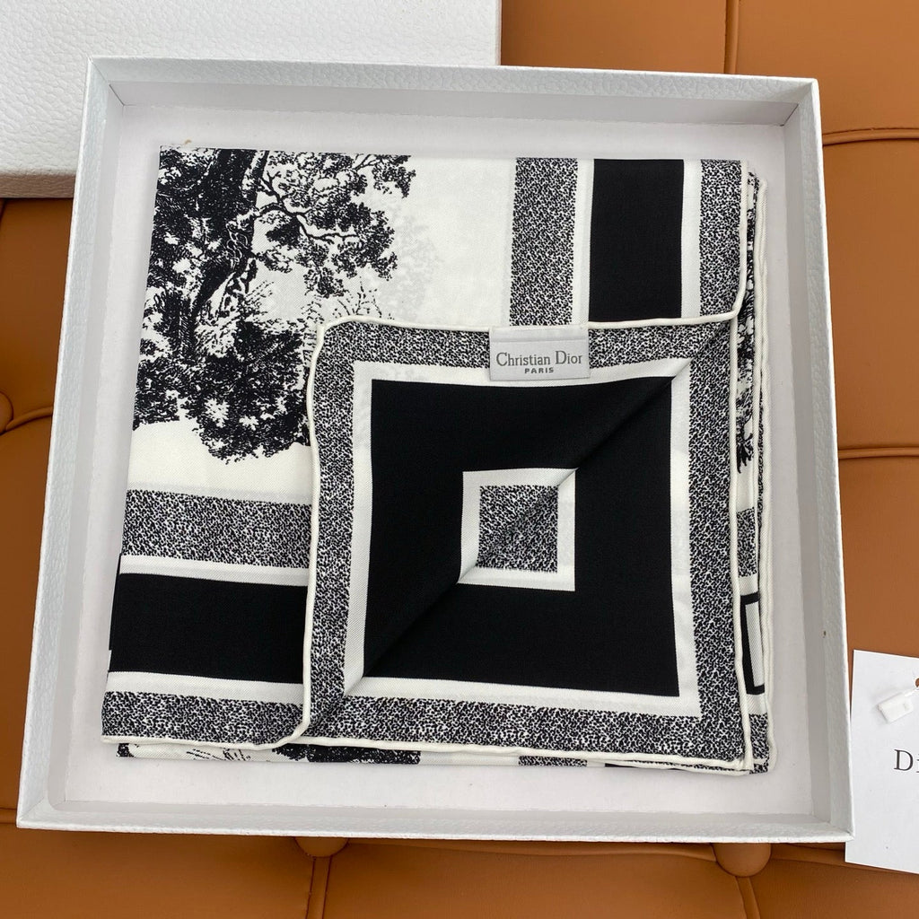 DIOR SCARF 90 IN SILK 704596