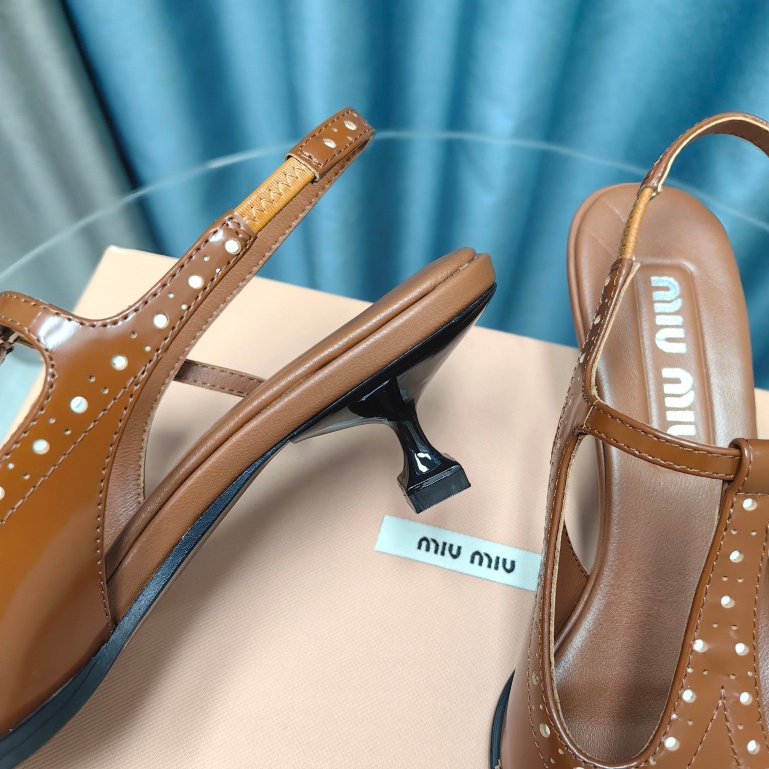 SLINGBACK CARAMEL COLOR LAMBSKIN WITH T- STRAPS