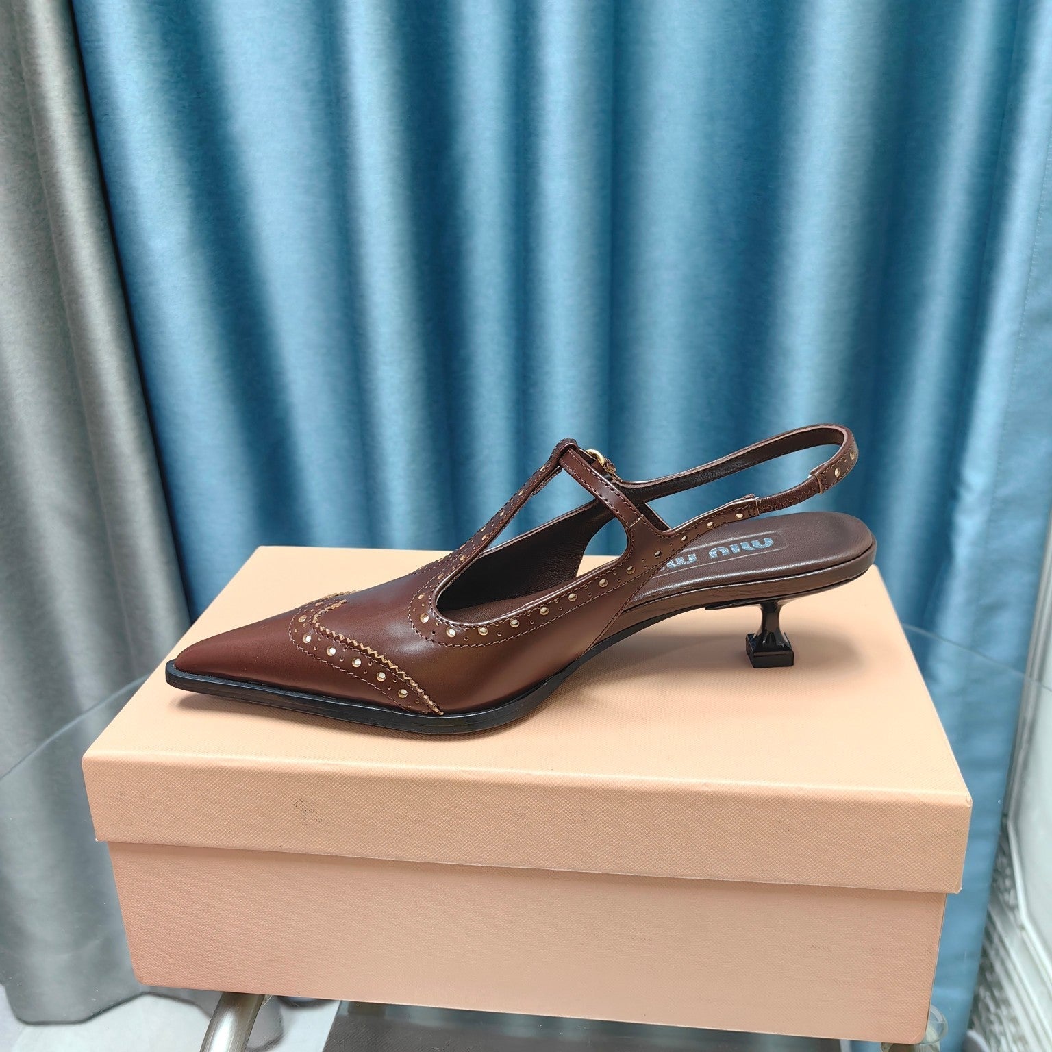 SLINGBACK WALNUT COLOR LAMBSKIN WITH T- STRAPS