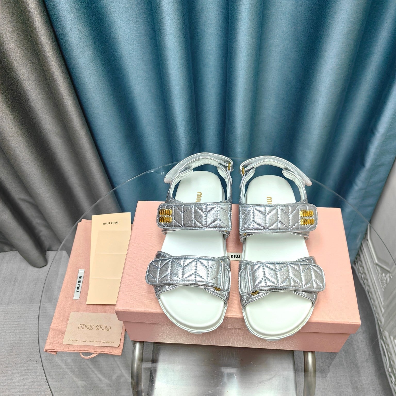 SANDALS WHITE MIX SILVER SHEEPSKIN WITH HORIZONTAL STRAPS