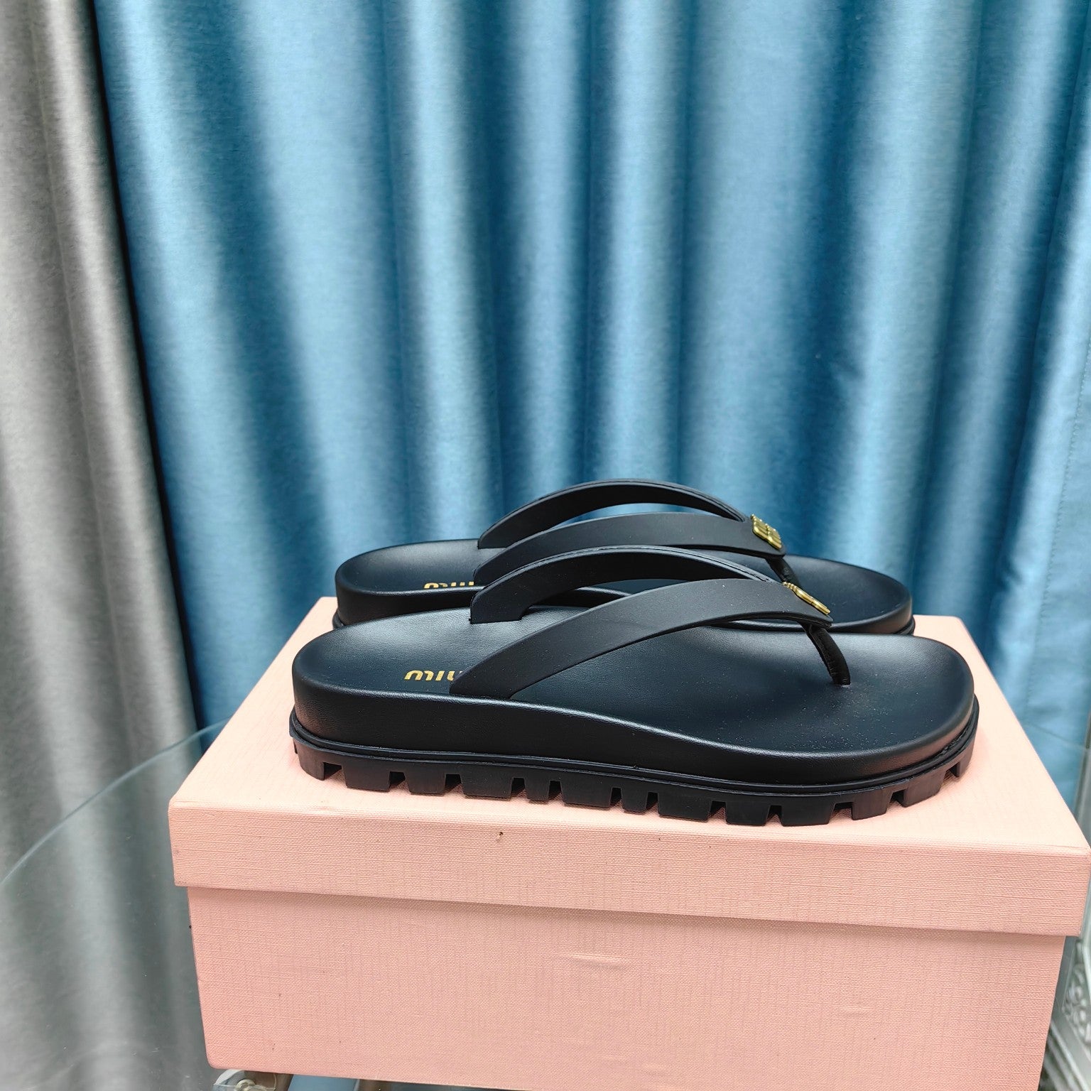 Flip Flop Sandals Black Calfskin