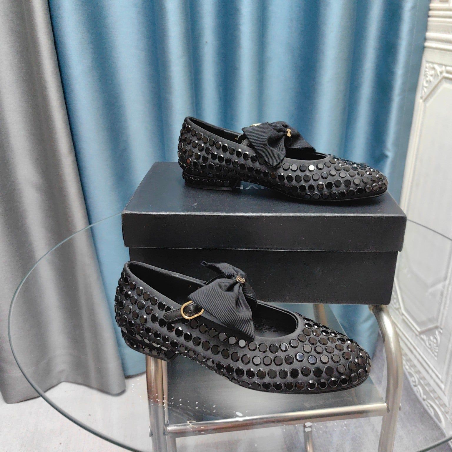 MARY JANE BOW RHINESTONE BLACK SILK