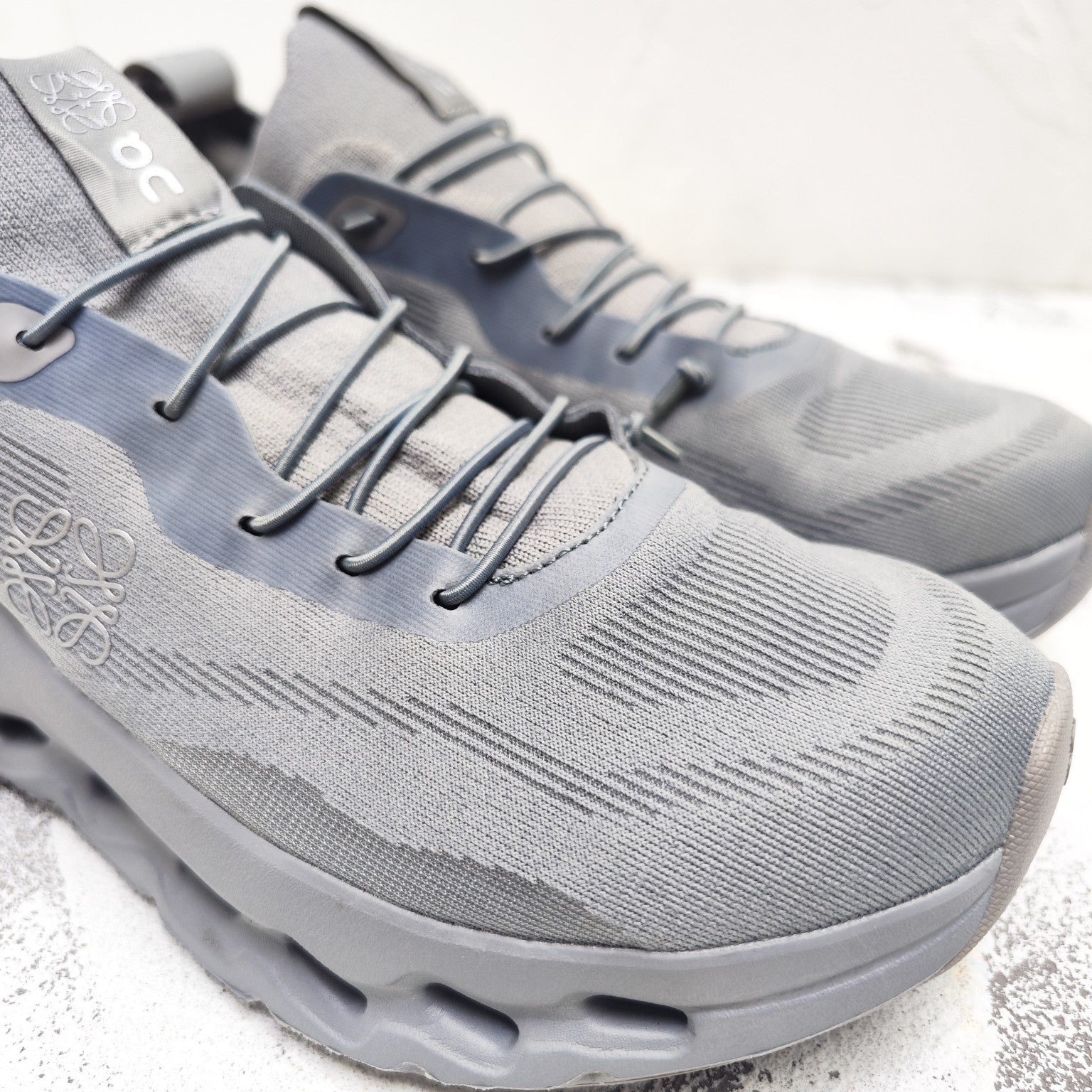 CLOUDTILT SNEAKER IN SHARK GRAY RECYCLED POLYESTER