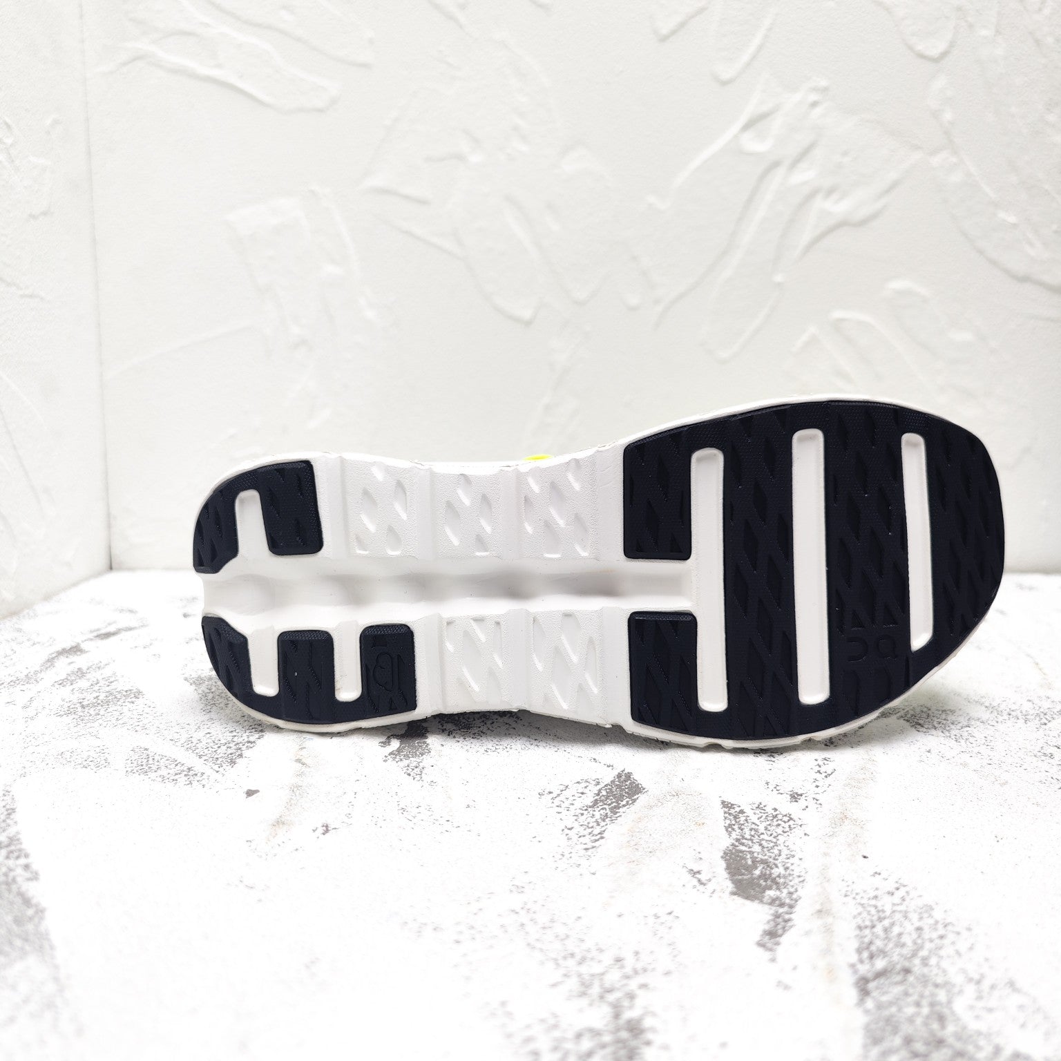 CLOUDTILT 2.0 SNEAKER NEON YELLOW MIX PALE GRAY CALFSKIN AND BREATHABLE MESH