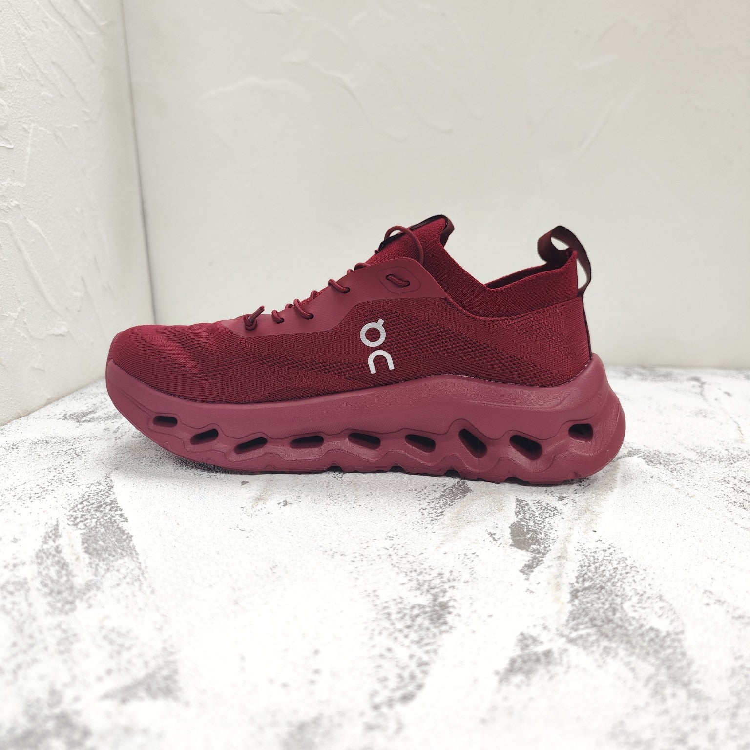 CLOUDTILT SNEAKER IN JAM RED RECYCLED POLYESTER