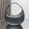 FENDIGRAPHY MEDIUM 29 IN BLACK SMOOTH LAMBSKIN GOLD HARDWARE