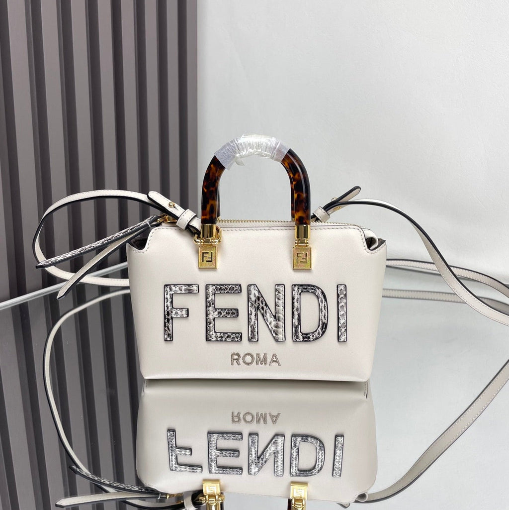 BY THE WAY MINI 18 IN WHITE LAMBSKIN GOLD HARDWARE