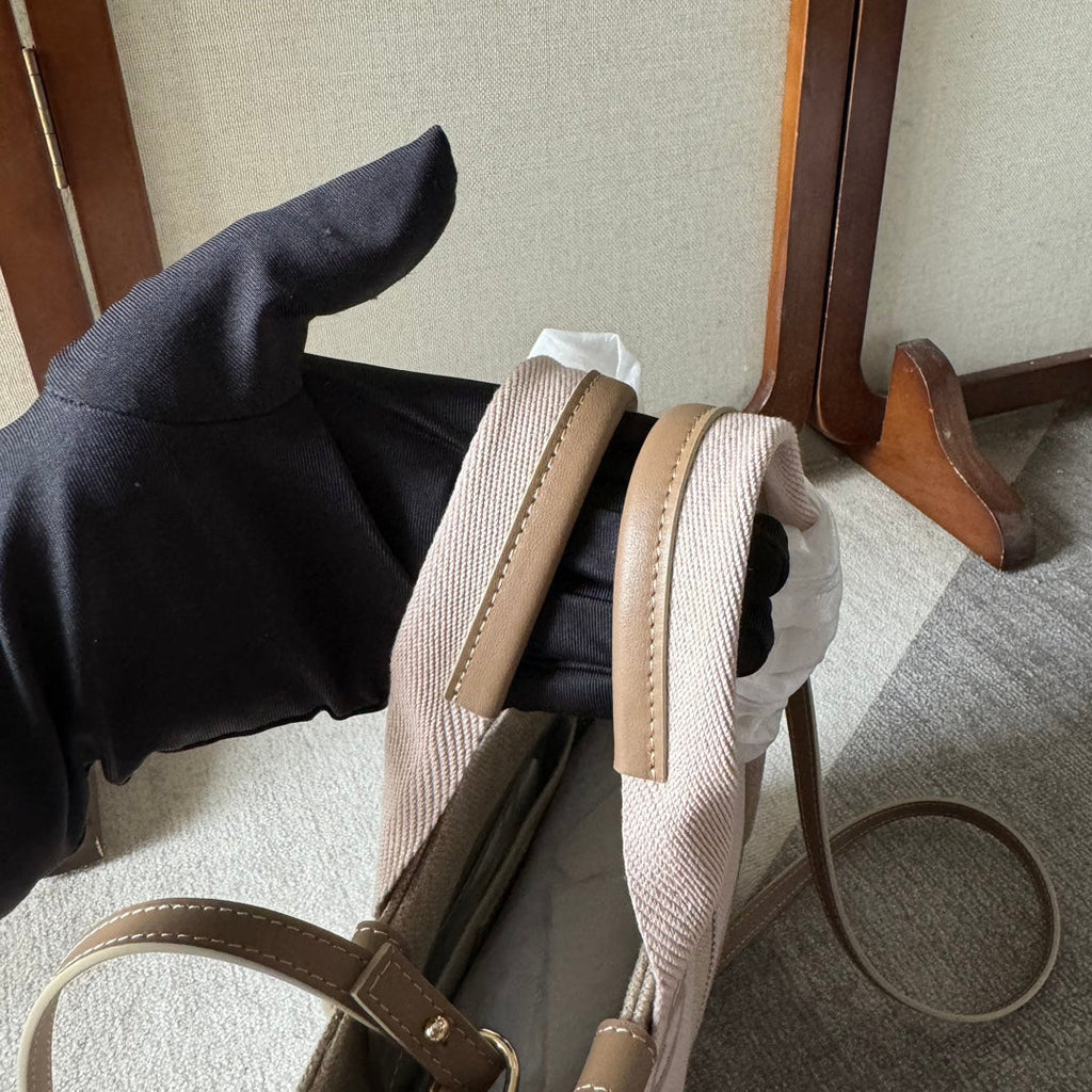 SMALL WOODY TOTE BAG 26.5 IN BEIGE LINEN CANVAS LIGHT PINK WEBBING LOGO EMBROIDERY