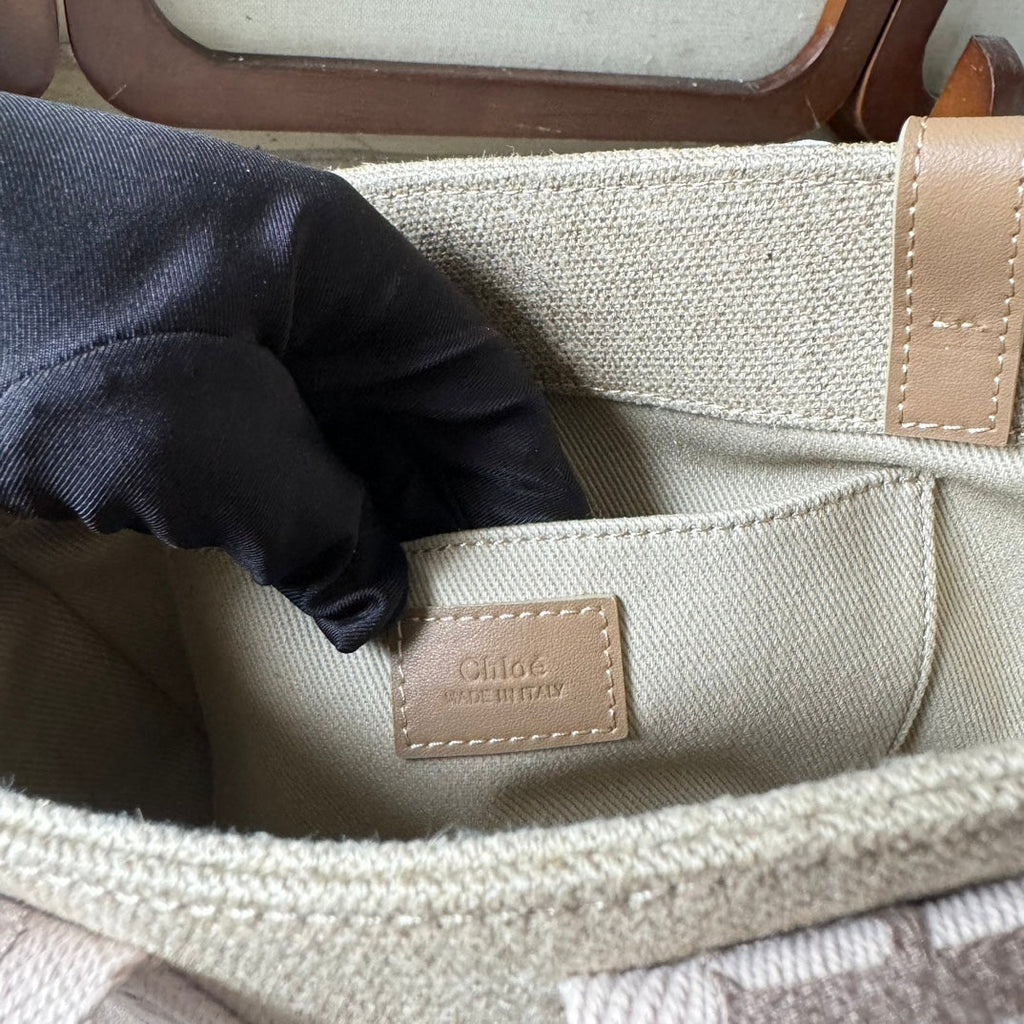 SMALL WOODY TOTE BAG 26.5 IN BEIGE LINEN CANVAS LIGHT PINK WEBBING LOGO EMBROIDERY