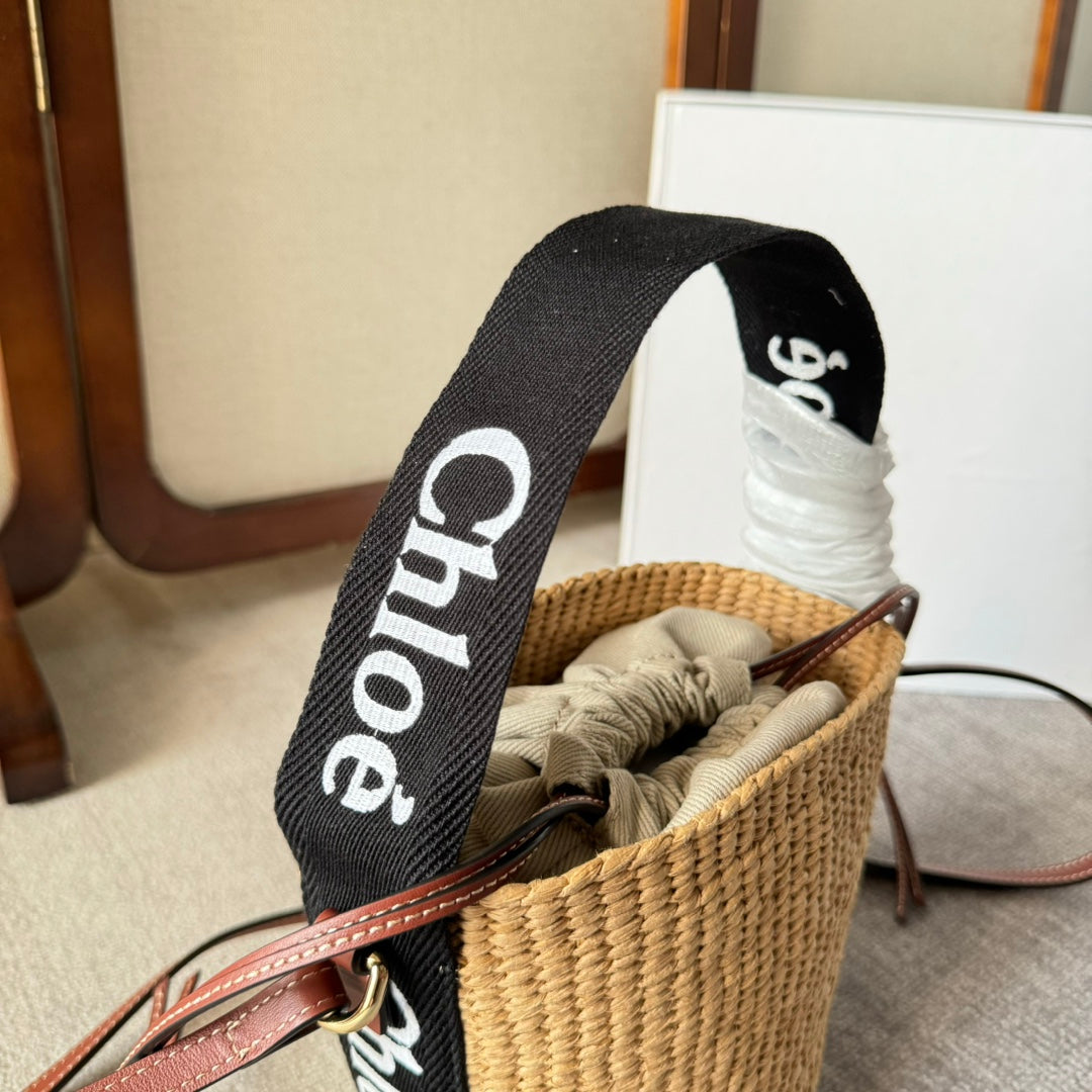 SMALL WOODY BASKET 17 IN NATURAL FIBERS BLACK WEBBING BROWN CALFSKIN