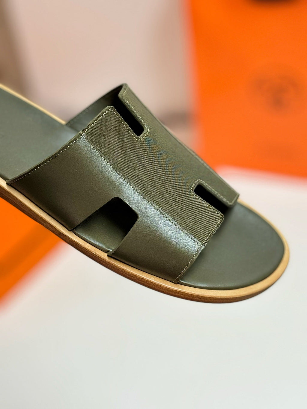 IZMIR SANDAL MOSS LAMBSKIN