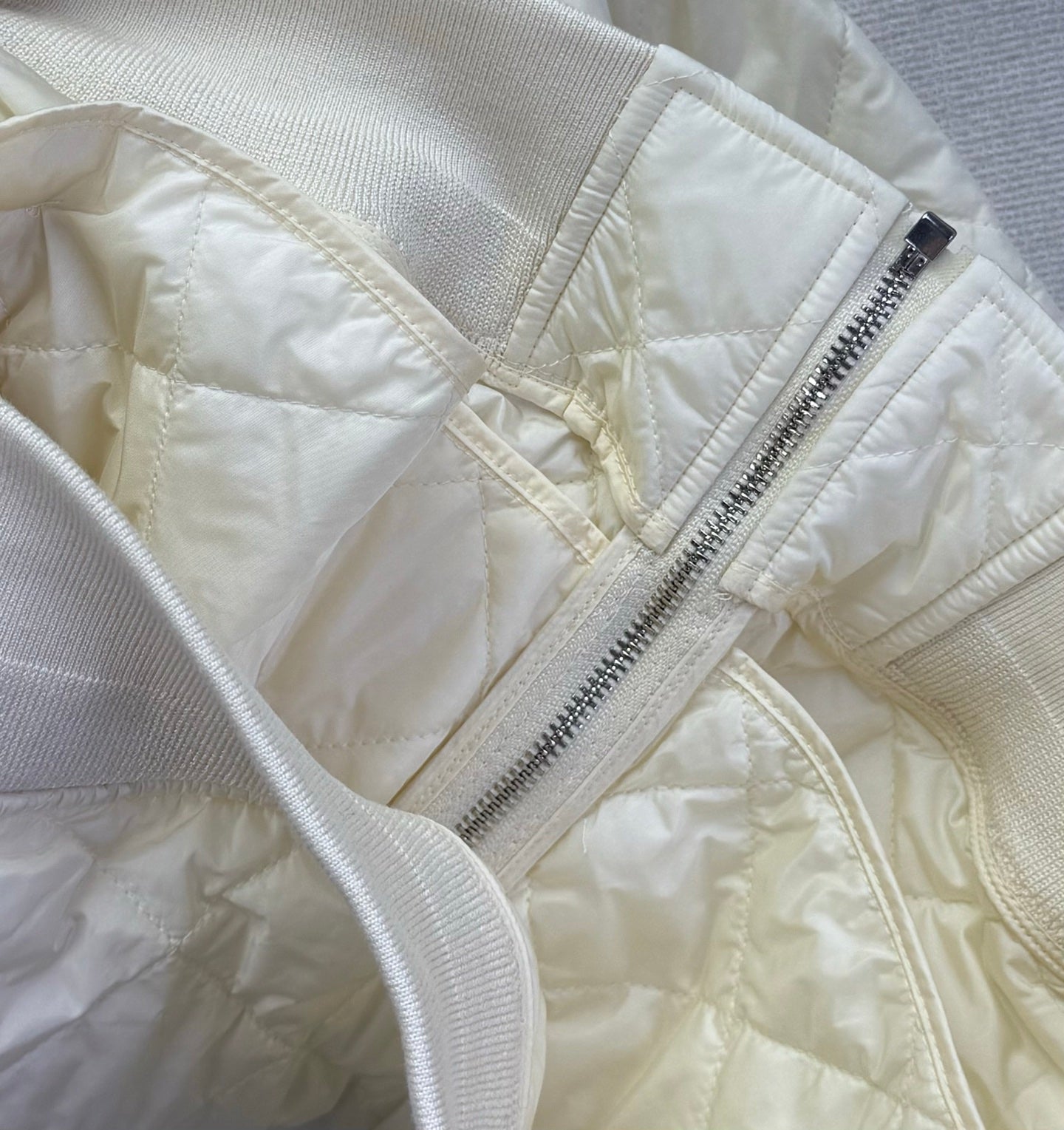 PRADA 25S JACKET 544