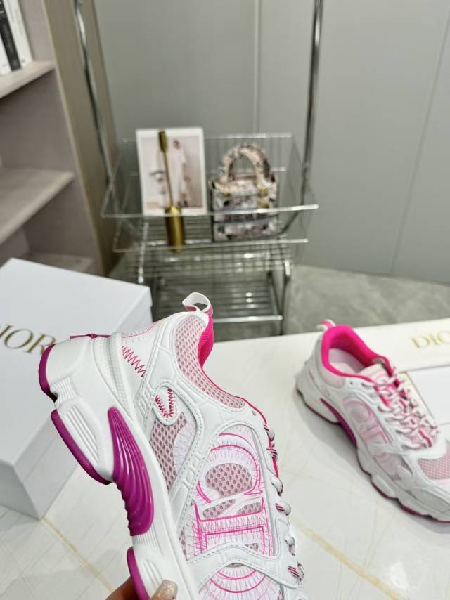 CD CHORONO SNEAKER IN WHITE AND PINK MESH