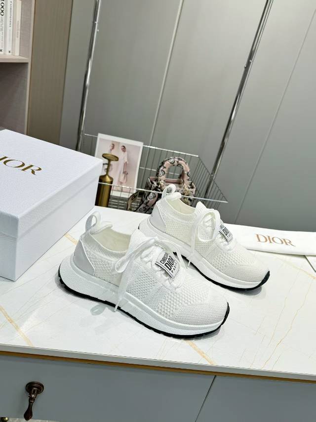 CD RUN SNEAKER IN WHITE MESH FABRIC TWO-TONE SOLE