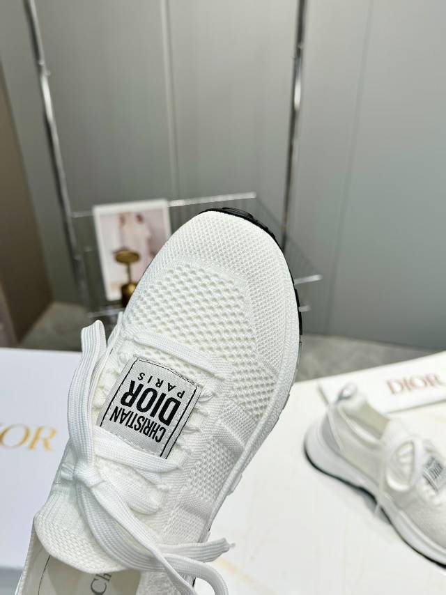 CD RUN SNEAKER IN WHITE MESH FABRIC TWO-TONE SOLE