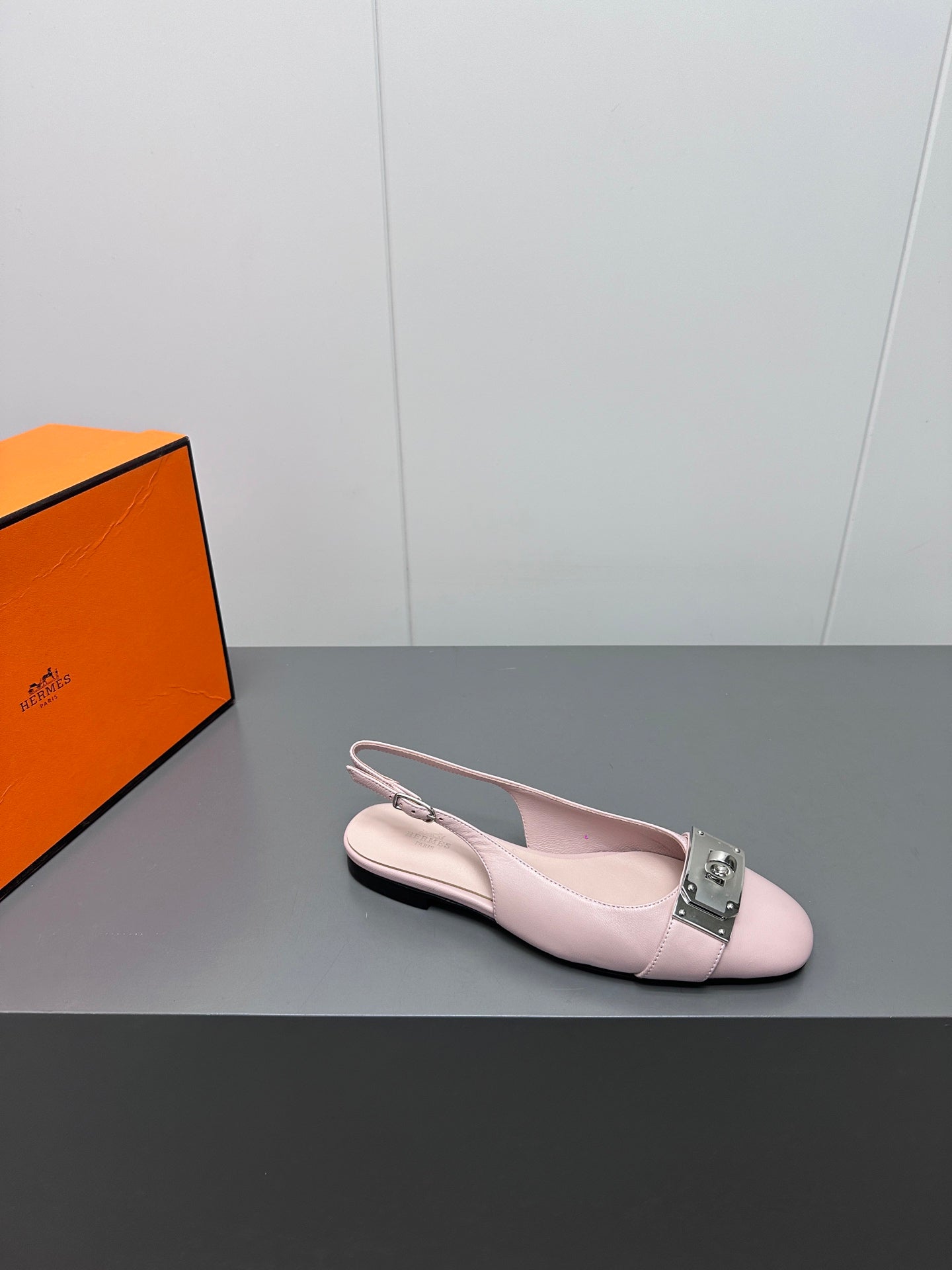 INNOCENTE SLINGBACK IN LIGHT PINK CALFSKIN