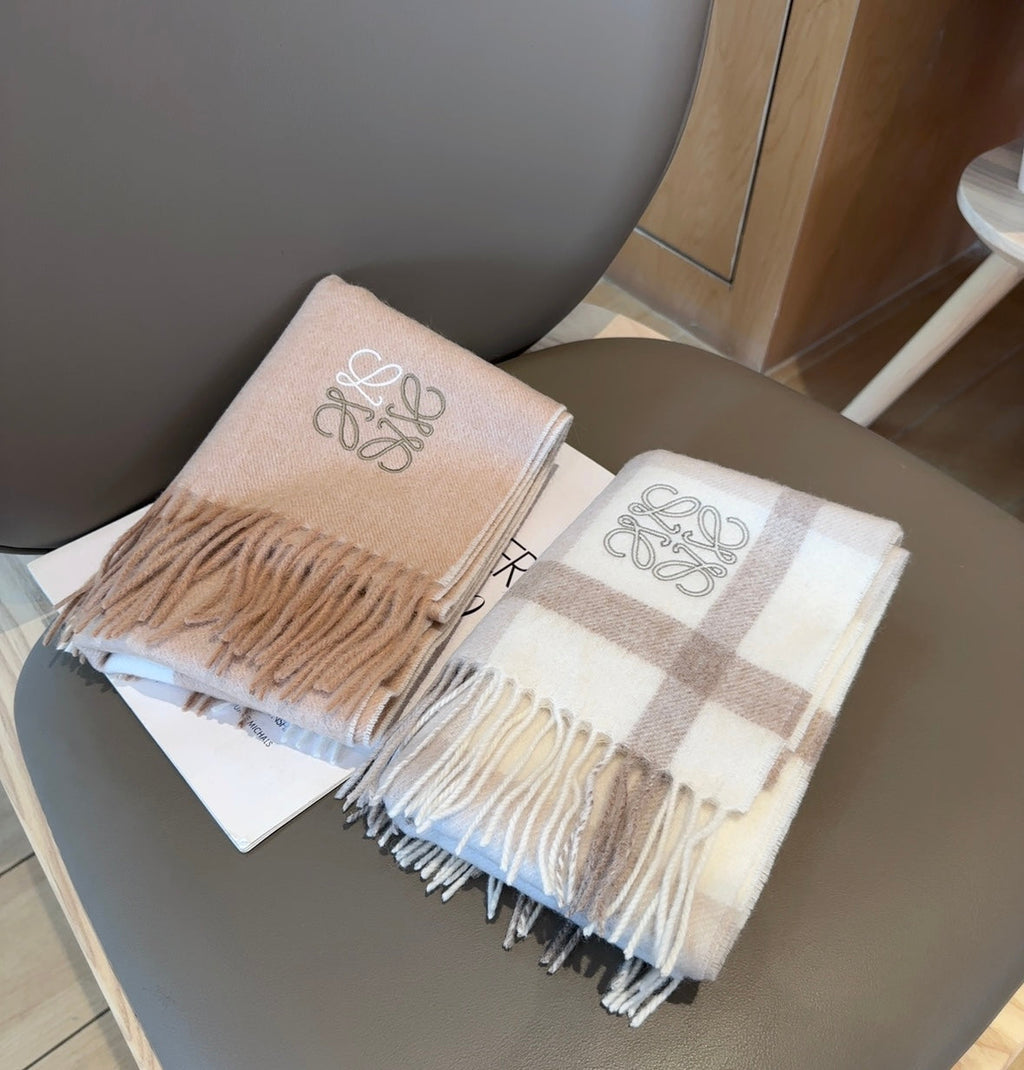 LOEWE 25S SCARF 180 IN CASHMERE 861392