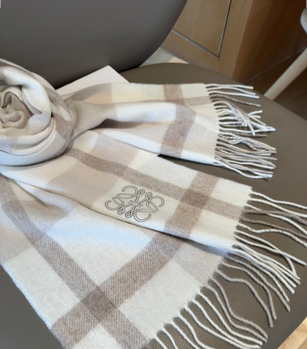 LOEWE 25S SCARF 180 IN CASHMERE 861392