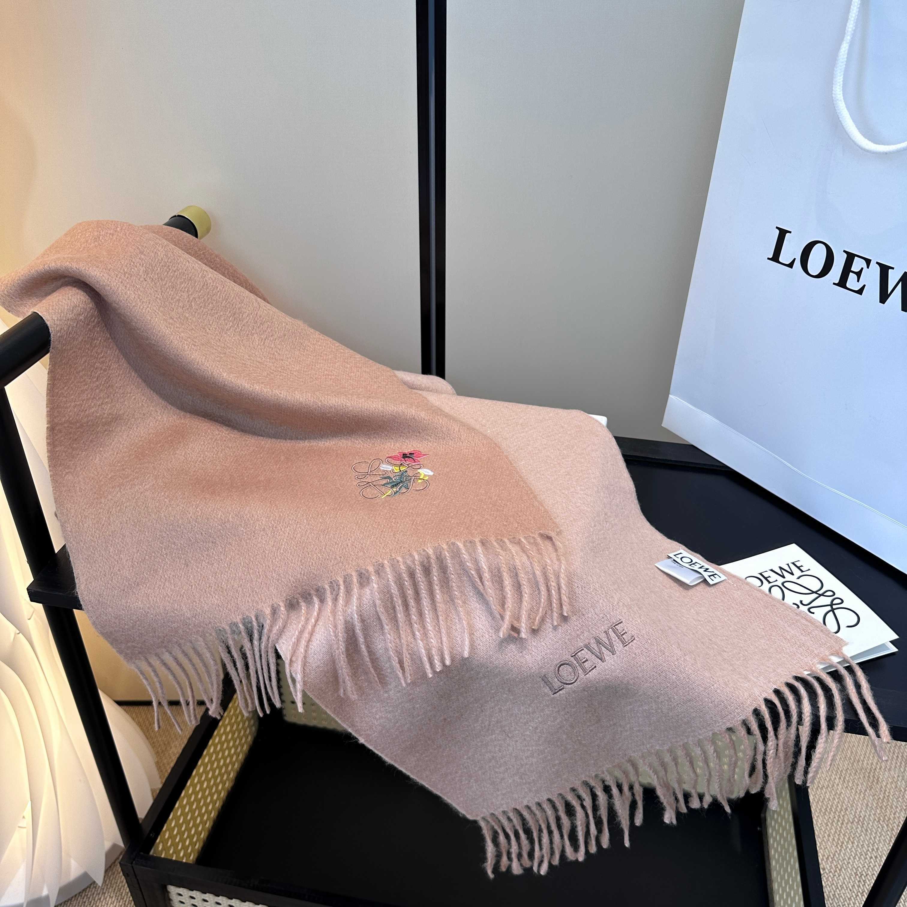 LOEWE 25S SCARF 180 IN CASHMERE 858193