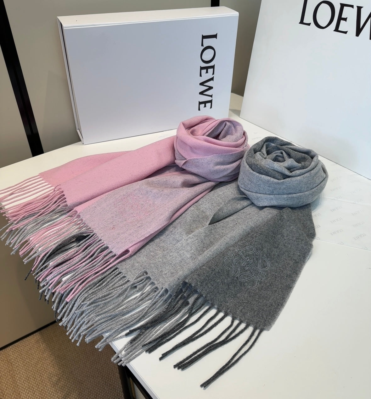 LOEWE 25S SCARF 180 IN CASHMERE 858203
