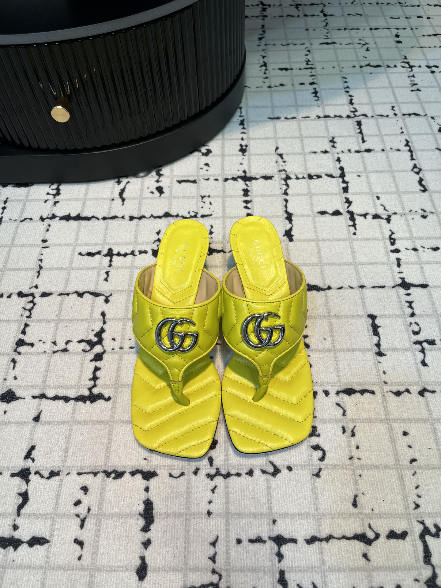 GG THONG SANDALS 55 LEMON CALKSKIN