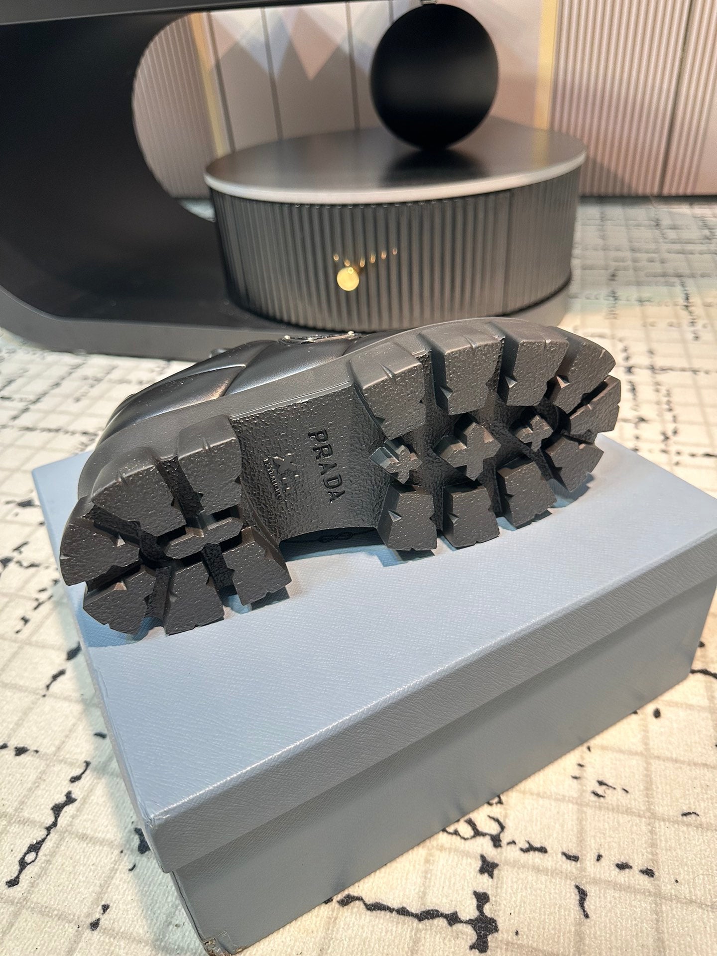 PRA MONOLITH BRUSHED LACE-UP SHOES BLACK LAMBSKIN