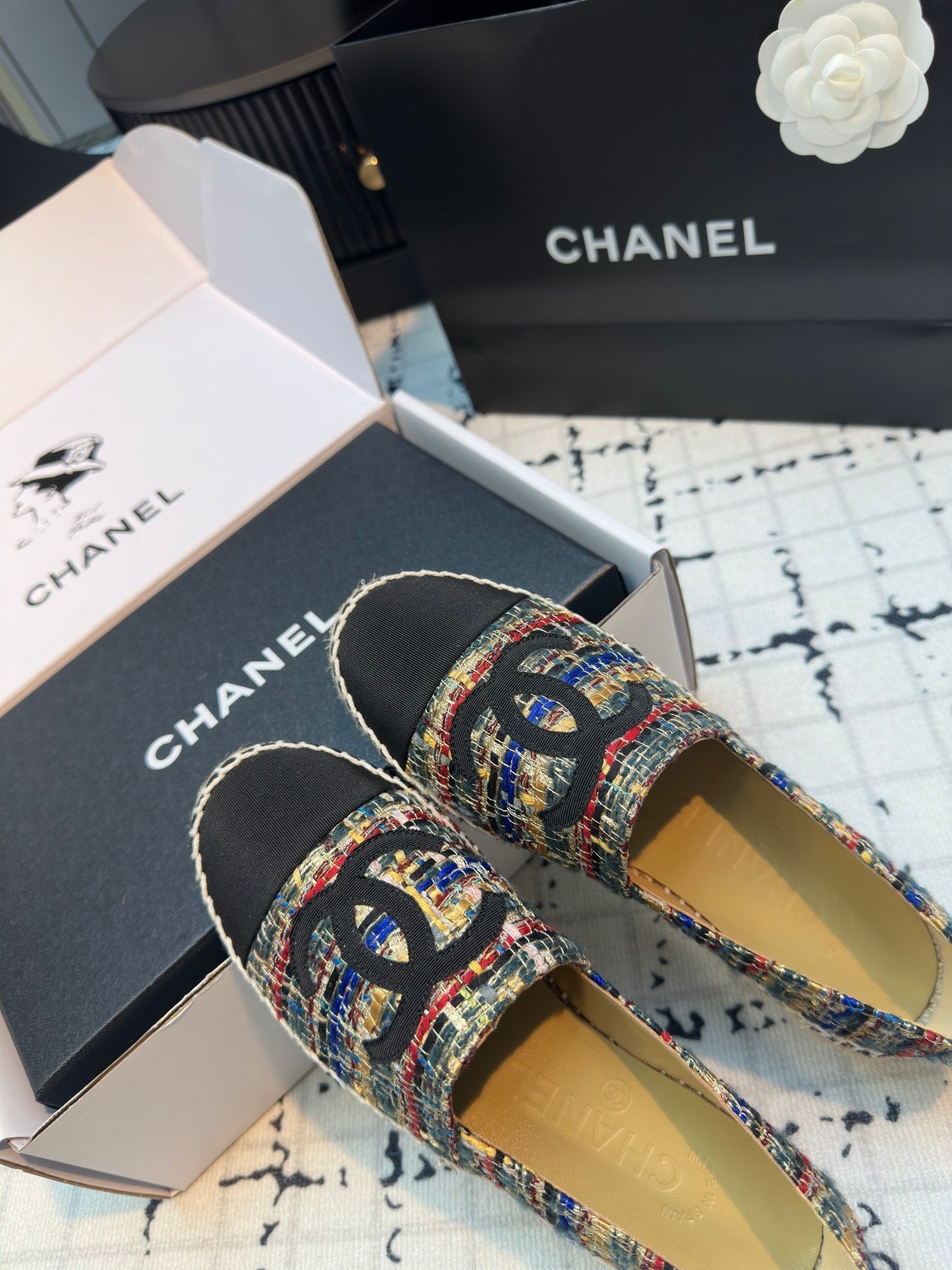 ESPADRILLES LOAFERS IN MULTICOLOR TWEED AND BLACK SATIN