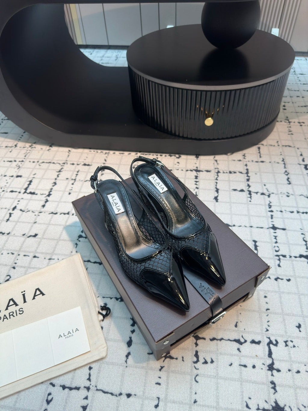 ALAIA SLINGBACKS 5 CM IN BLACK CALFSKIN WITH MESH