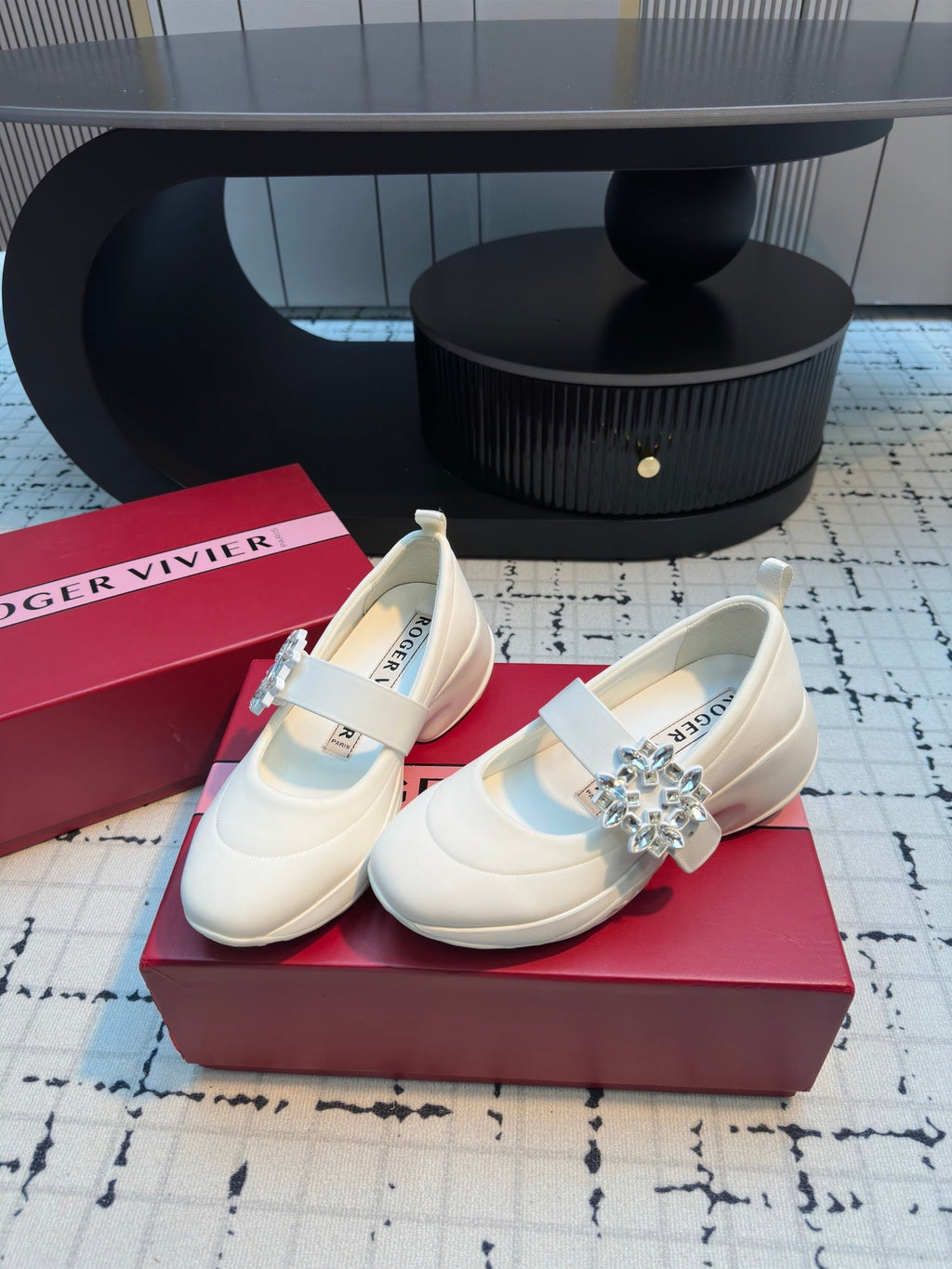 VIV' RUN BALLERINAS IN WHITE FABRIC