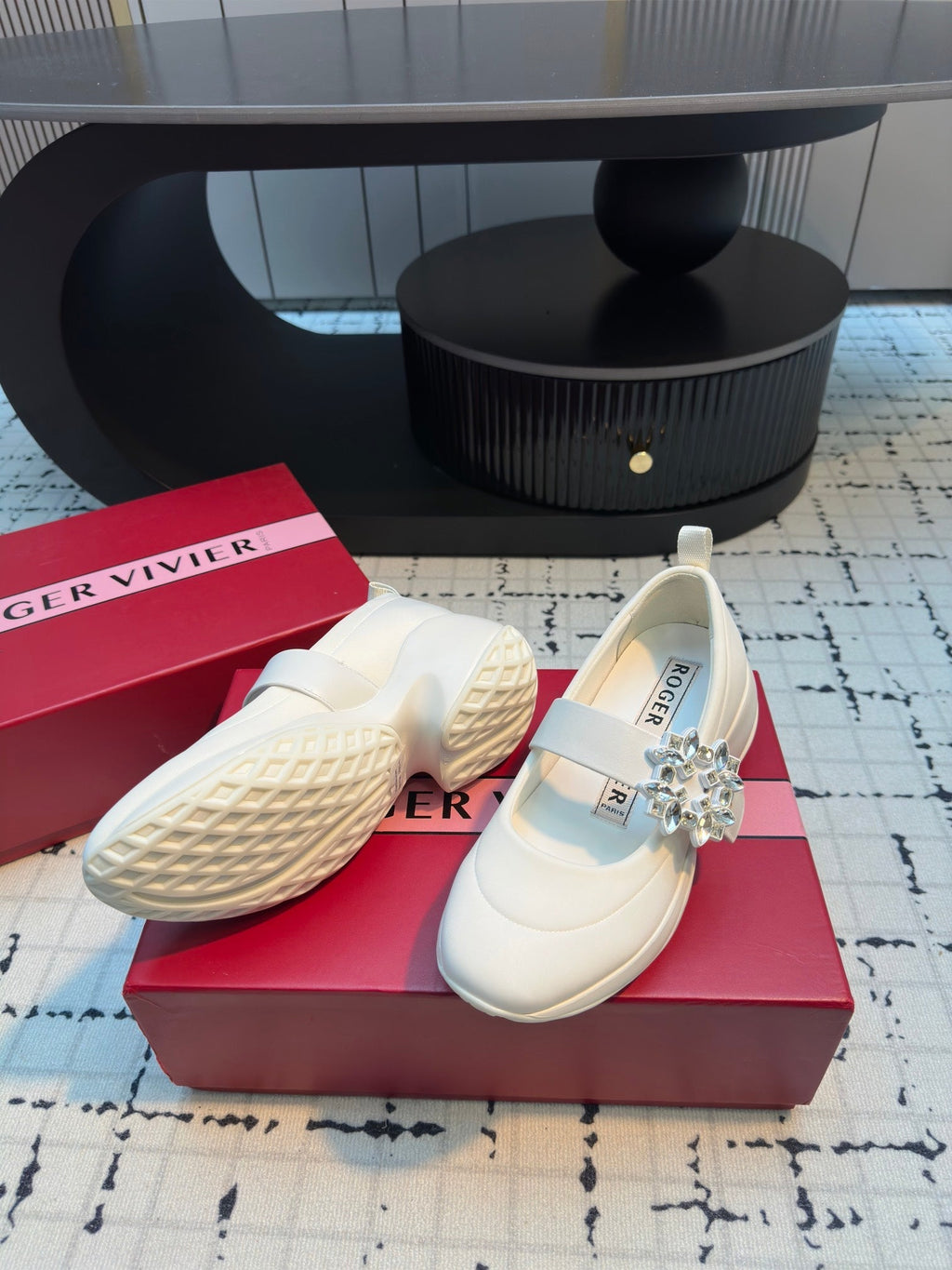 VIV' RUN BALLERINAS IN WHITE FABRIC