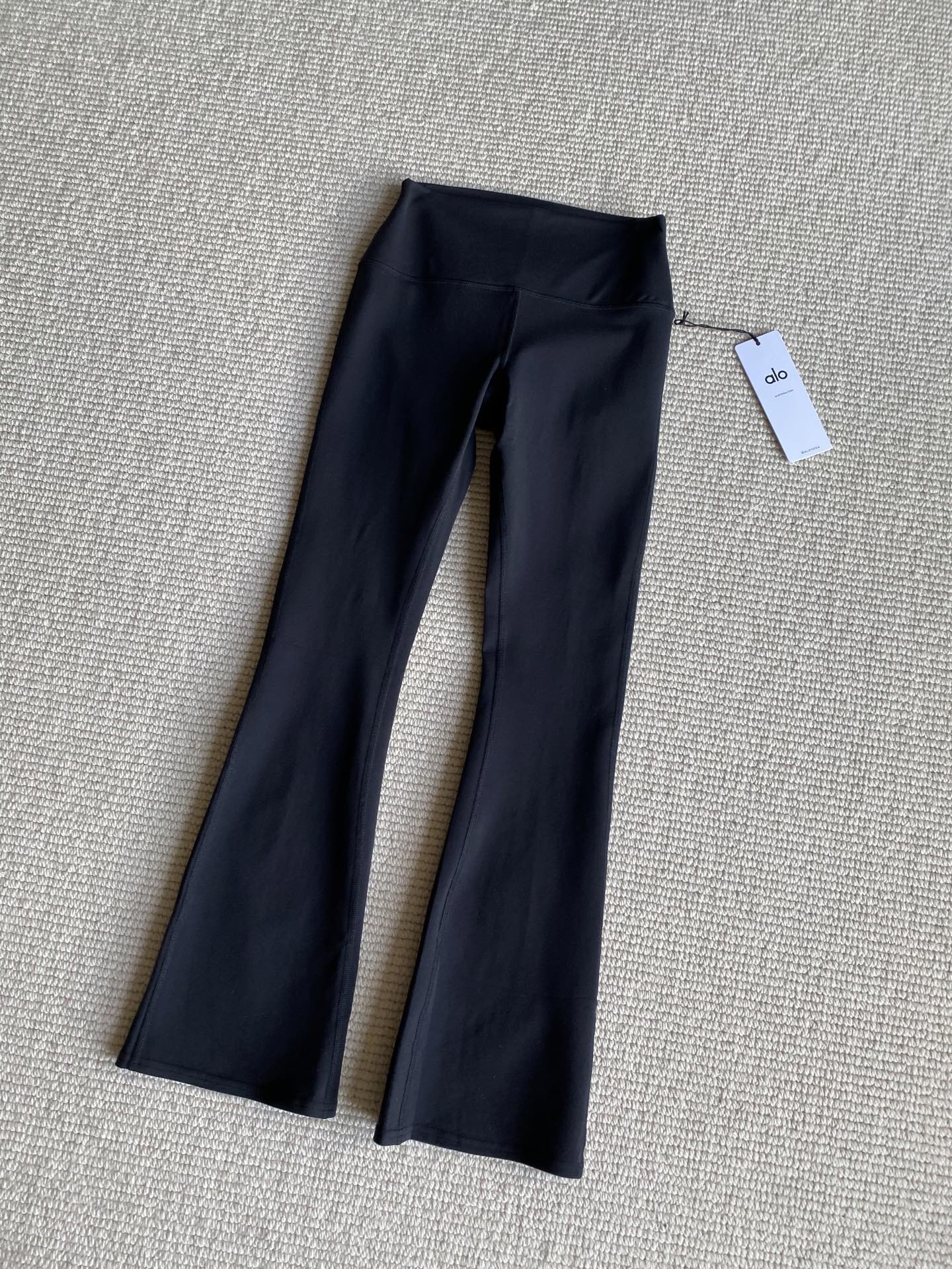 ALO FLARED PANTS STYLE 143