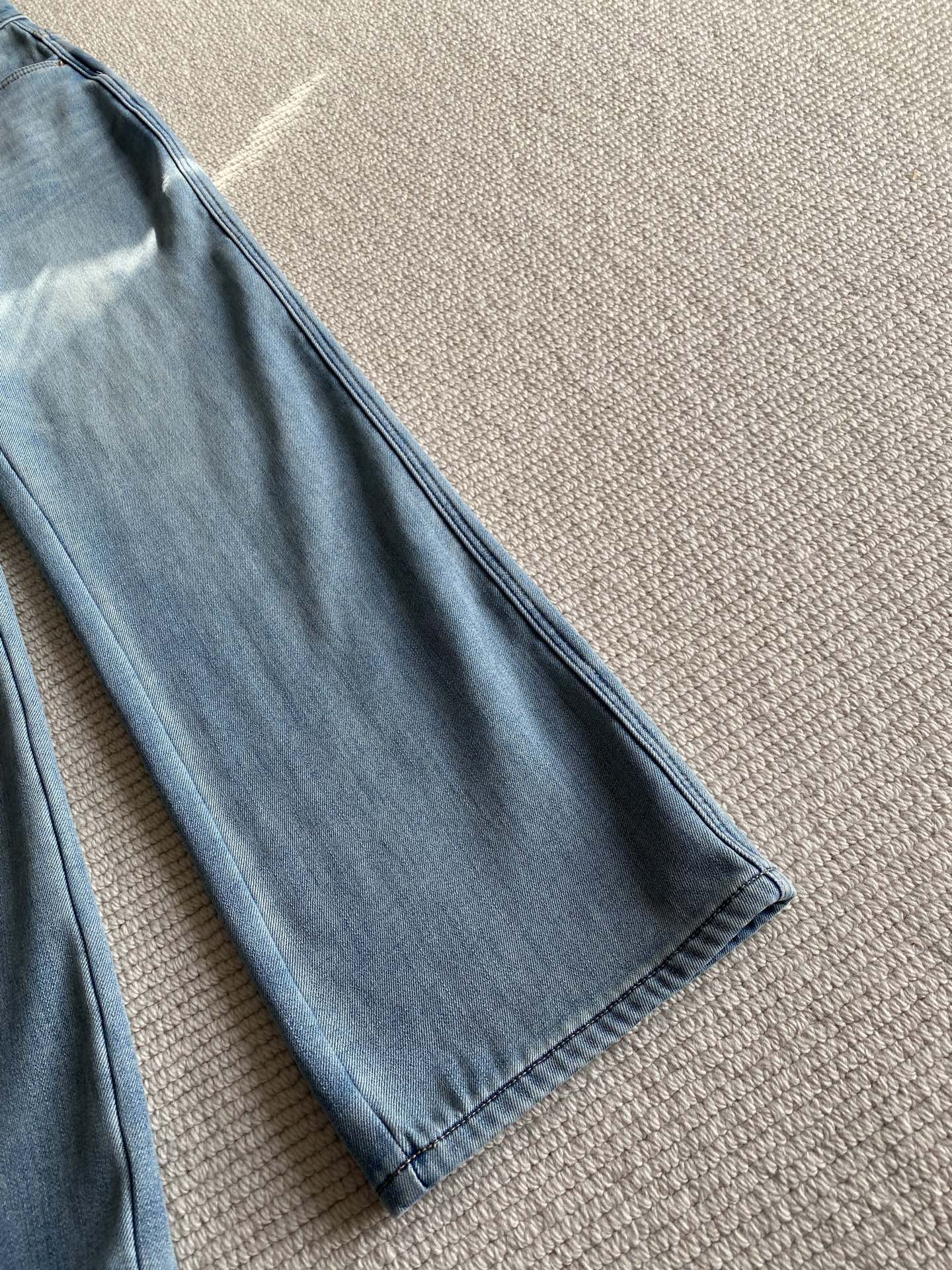 PRADA 25S SHERPA-LINED JEANS 431