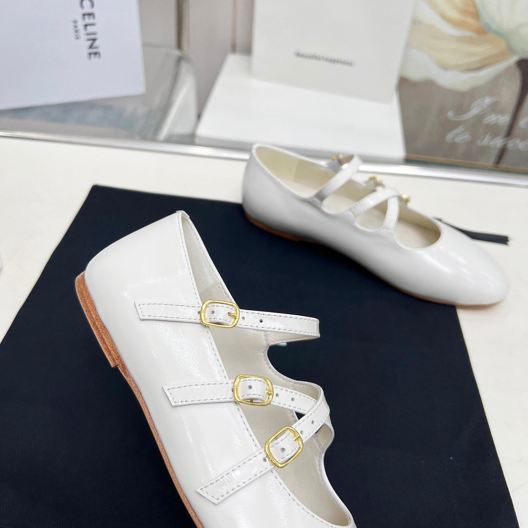 BALLET FLAT WITH CROSSOVER STRAP IN WHITE LAMBSKIN