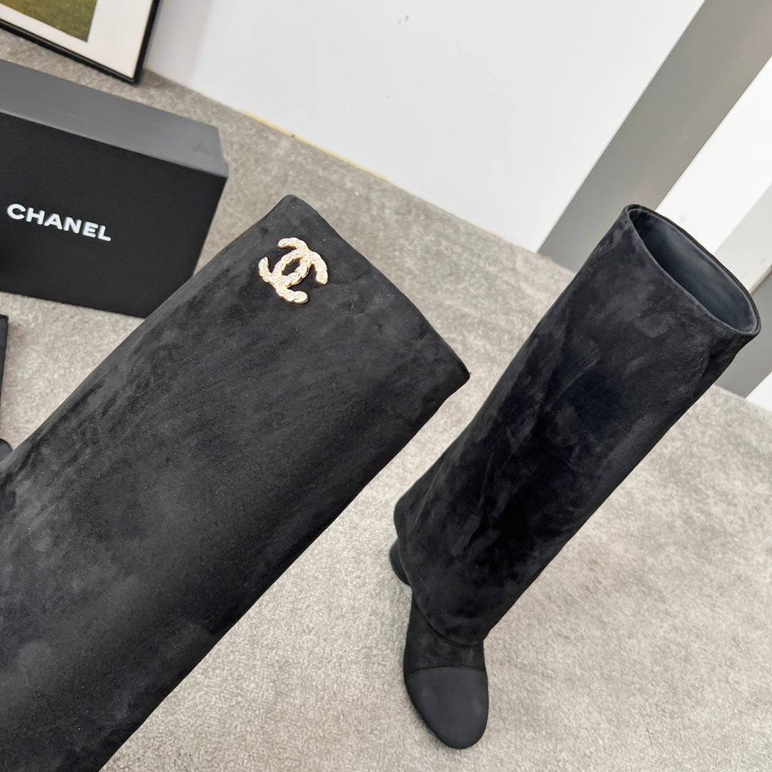 CHANEL 25S HIGH BOOTS 55MM IN BLACK SUEDE AND CANVAS GOLD HARDWRE