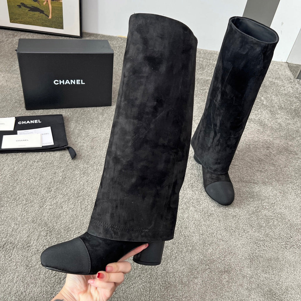 CHANEL 25S HIGH BOOTS 55MM IN BLACK SUEDE AND CANVAS GOLD HARDWRE
