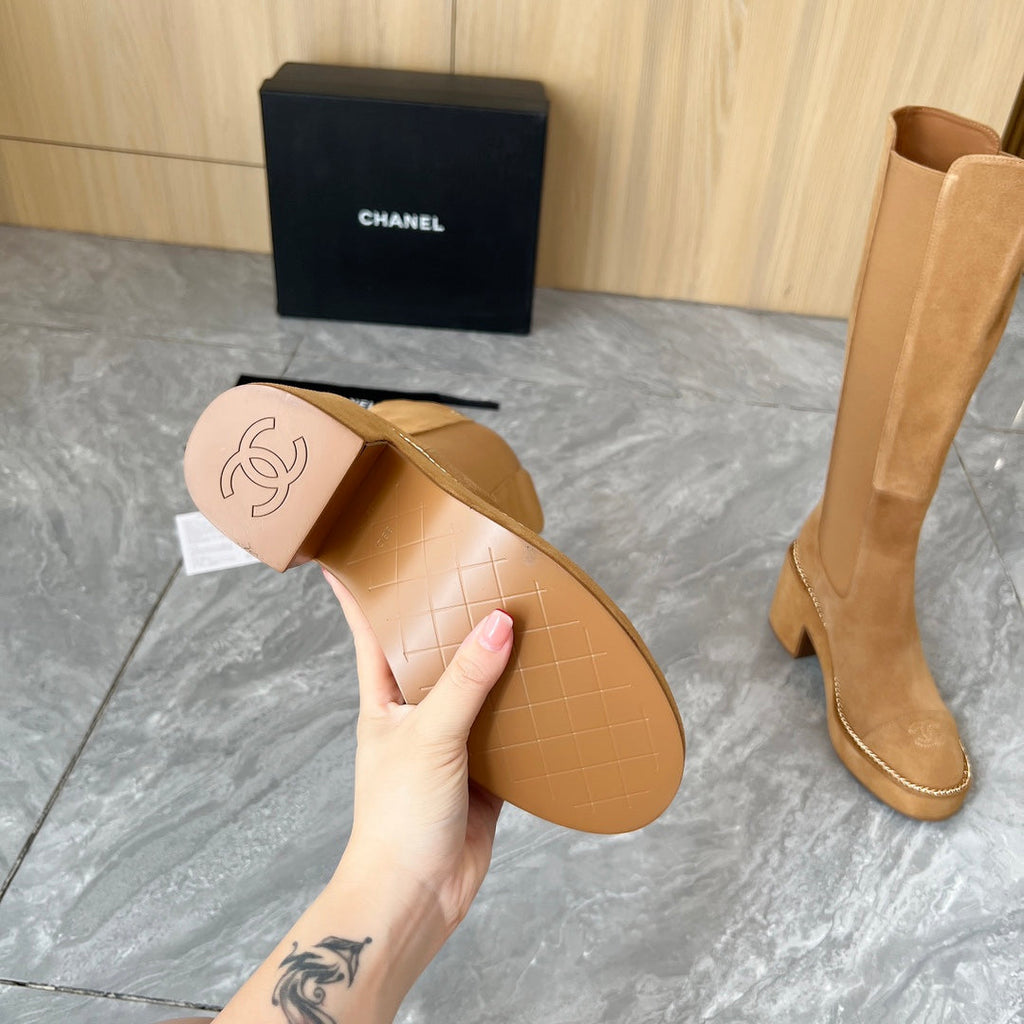 CHANEL 25S HIGH BOOTS STRETCHY SHAFT 85MM IN CARAMEL SUEDE GOLD HARDWRE