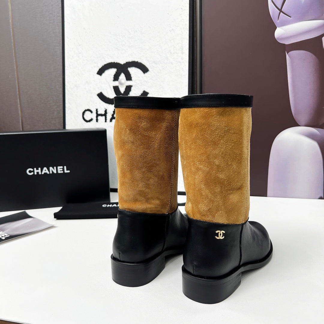 CHANEL 25S MID-CALF BOOTS 35MM IN BLACK CALFSKIN AND CARAMEL SUEDE GOLD HARDWRE