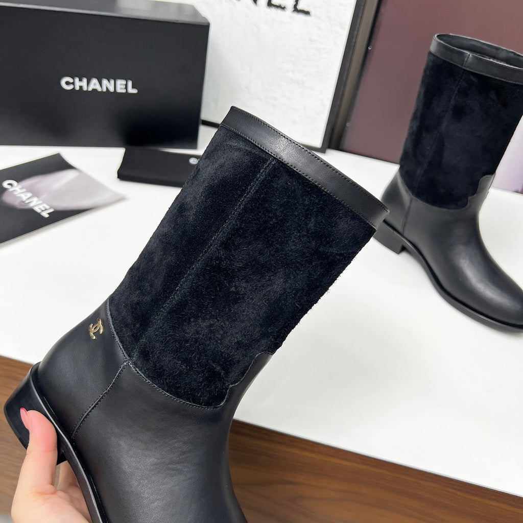 CHANEL 25S MID-CALF BOOTS 35MM IN BLACK CALFSKIN AND SUEDE GOLD HARDWRE