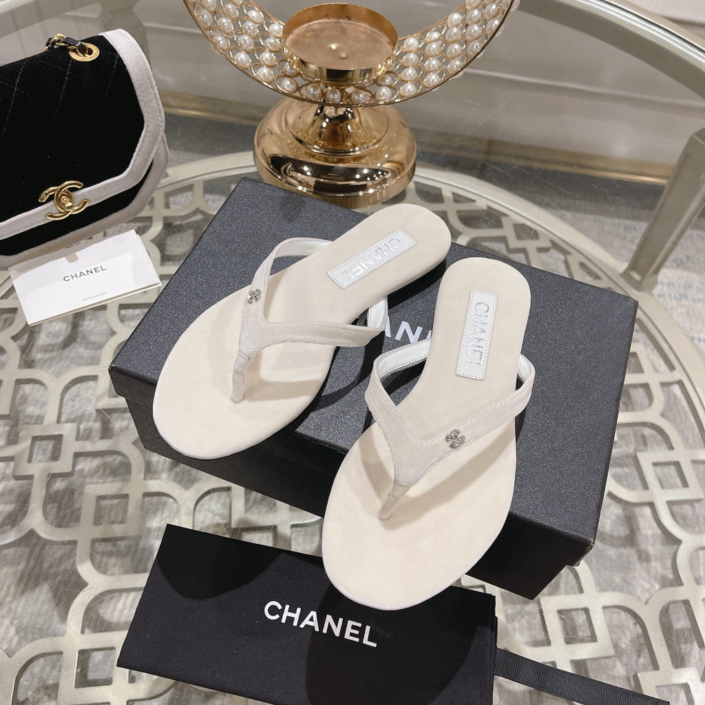 Double CC Flip Flop Thongs White Sheepskin