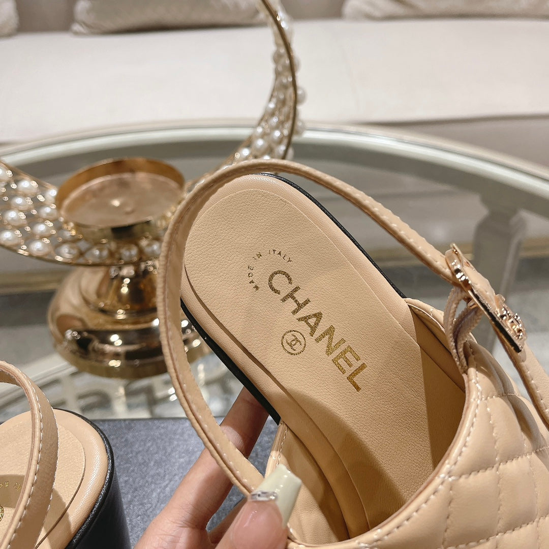 Double C  Chunky Heel Peep-Toe Open Sandals Beige Cream Lambskin