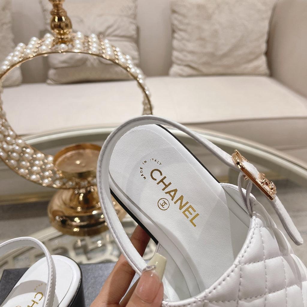 Double C  Chunky Heel Peep-Toe Open Sandals White Lambskin