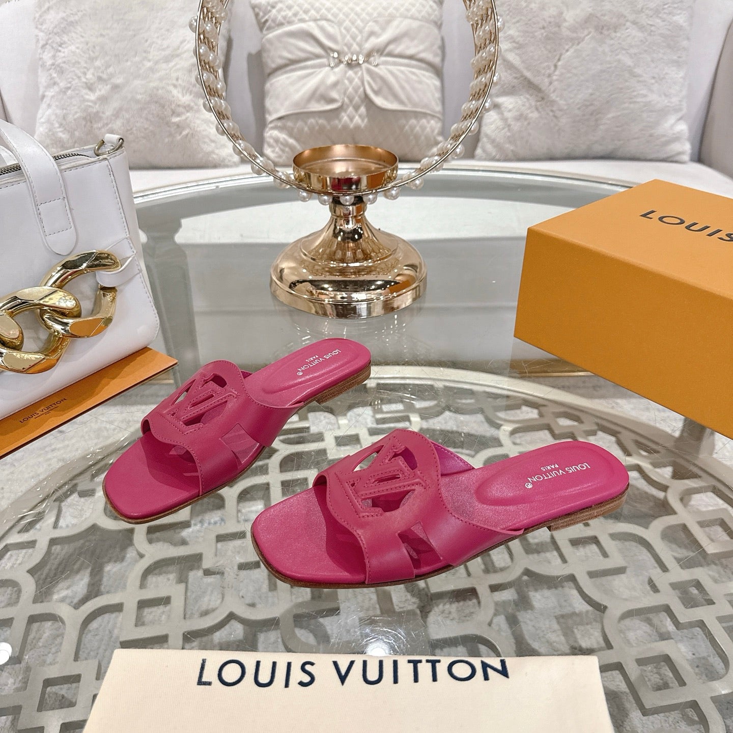 ISOLA FLAT SLIDE IN DARK PINK CALFSKIN