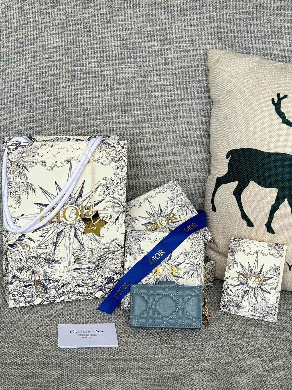 LADY JASMINE CARD HOLDER 10 IN SLATE GREY QUILTED PATENT CALFSKIN