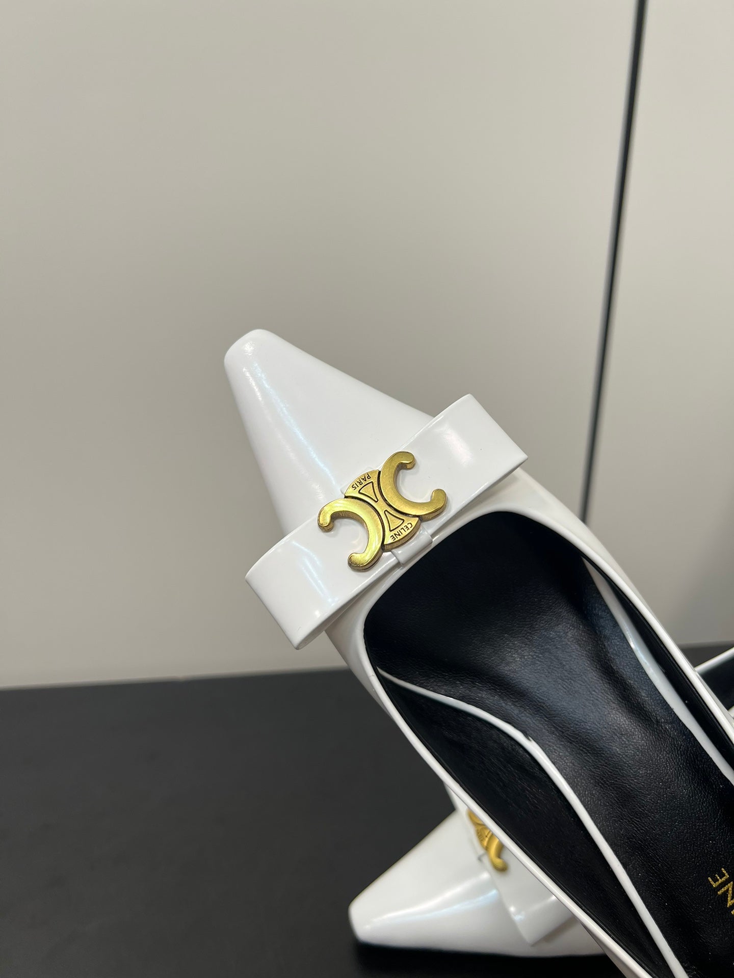 TRIOMPHE POINTED-TOE HIGH PUMPS IN WHITE SHINY CALFSKIN